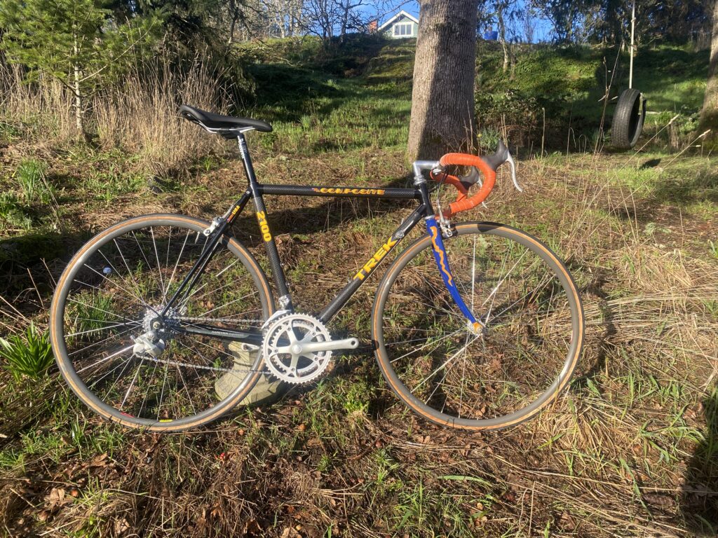 Trek Composite 2100